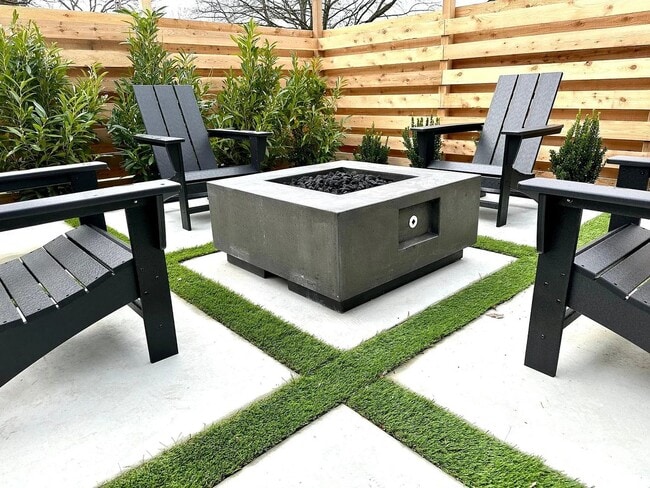 2100 1st Ave W in Seattle, WA - Building Photo - Building Photo