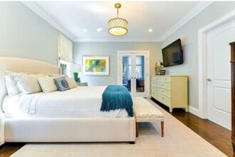 846 E Broadway, Unit 2 in Boston, MA - Building Photo - Building Photo