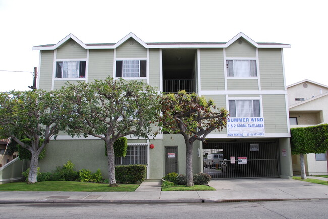 Summerwind Apartments in Hawthorne, CA - Building Photo - Building Photo