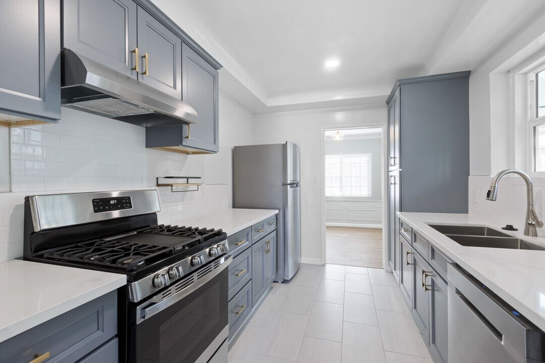 8975 David Ave in Los Angeles, CA - Building Photo