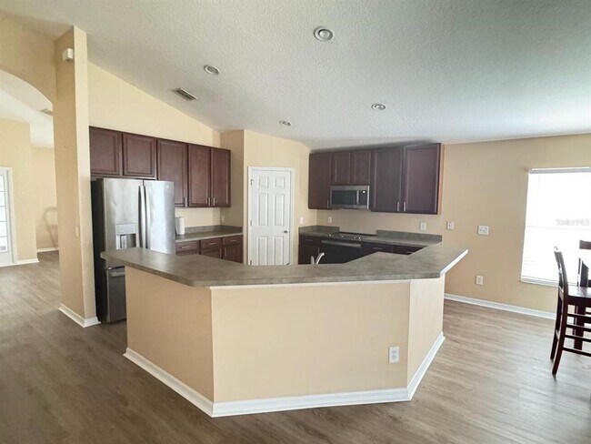 4059 Longworth Loop in Kissimmee, FL - Building Photo - Building Photo