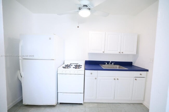 property at 126 SW 18th Ave