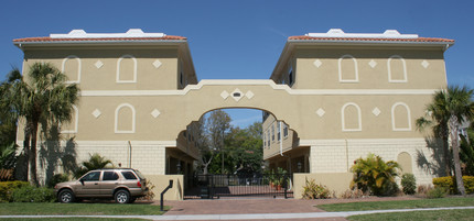 Sola Vista Condos in Tampa, FL - Building Photo - Building Photo