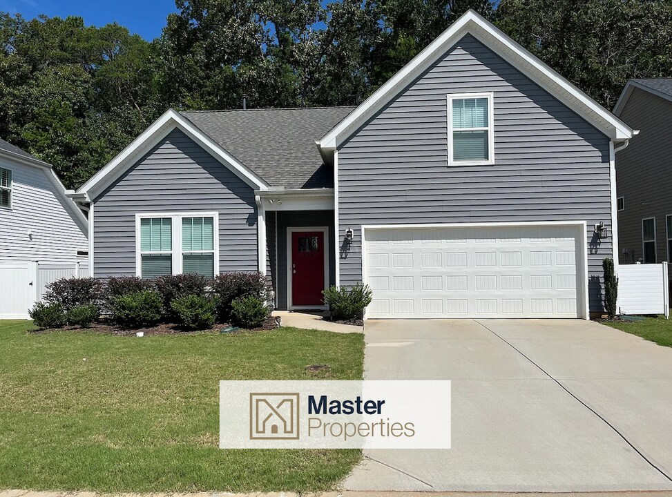 324 Kelby St in Travelers Rest, SC - Building Photo