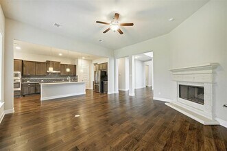 5308 Via Besso Dr in Austin, TX - Building Photo - Building Photo