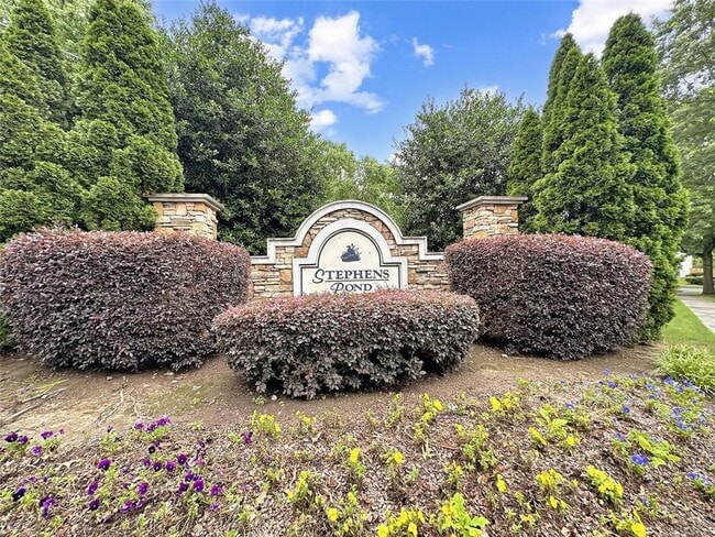 property at 1274 Stephens Pond View
