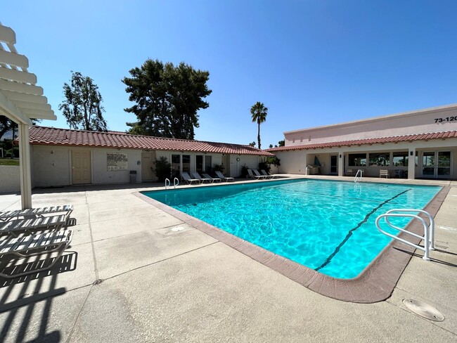 73062 Helen Moody Ln in Palm Desert, CA - Building Photo - Building Photo