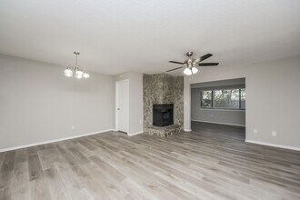 1056 Saddleback Ridge Rd in Apopka, FL - Building Photo - Building Photo