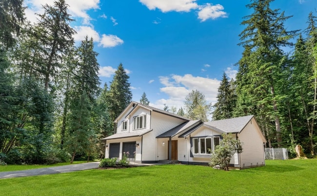 12104 Ingraham Rd in Snohomish, WA - Building Photo - Building Photo