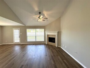 3031 Valley Ct in Manvel, TX - Building Photo - Building Photo