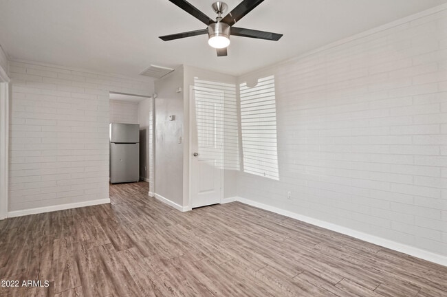 1744 W Glendale Ave in Phoenix, AZ - Building Photo - Building Photo