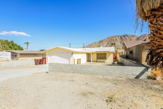 53680 Avenida Martinez in La Quinta, CA - Building Photo - Building Photo