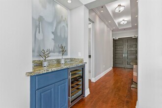 801 E Beach Dr in Galveston, TX - Building Photo - Building Photo