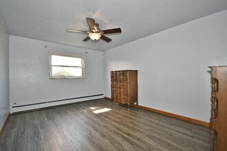 2236 Brownsville Rd in Pittsburgh, PA - Building Photo - Building Photo