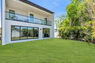 2721 17th Ave N in St. Petersburg, FL - Building Photo - Building Photo