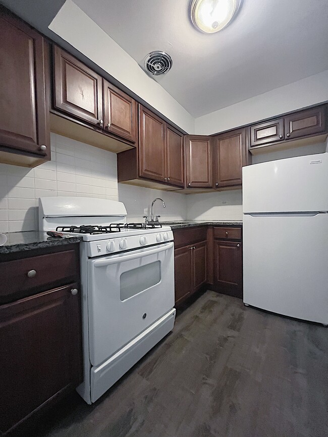 property at 2828 N Cambridge Ave