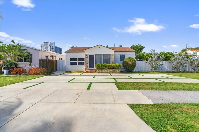 property at 1639 Van Buren St