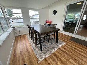 1744 10th St SW in Largo, FL - Building Photo - Building Photo