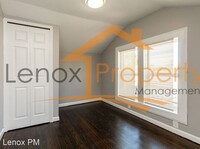 24283 Lexington Ave photo'