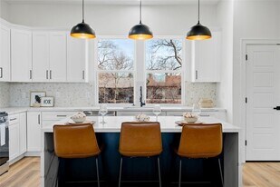 3601 Rebecca St in Houston, TX - Building Photo