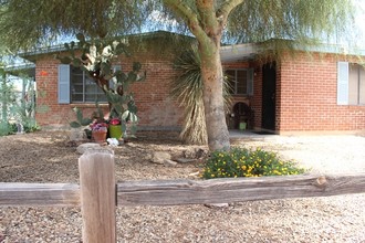 3246 E Edison St in Tucson, AZ - Building Photo - Building Photo