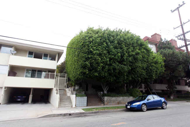 11817 Texas Ave in Los Angeles, CA - Building Photo - Building Photo