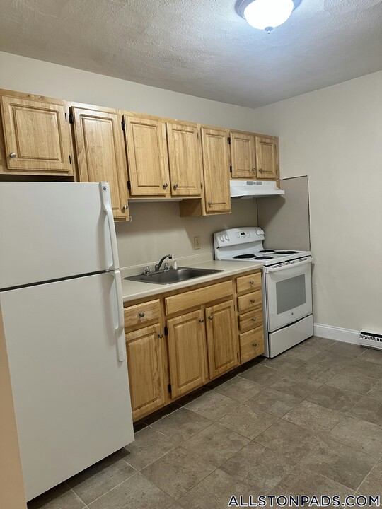20 Armington St in Boston, MA - Building Photo