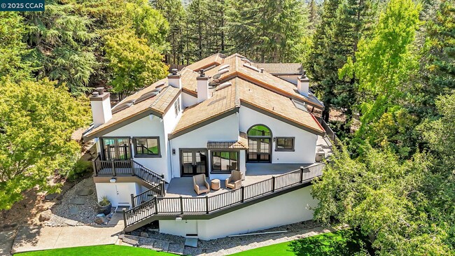 property at 1108 Howard Hls Rd