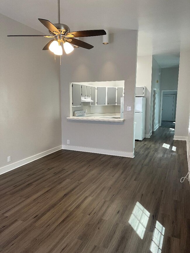 739 Valence St, Unit 739 in New Orleans, LA - Building Photo - Building Photo
