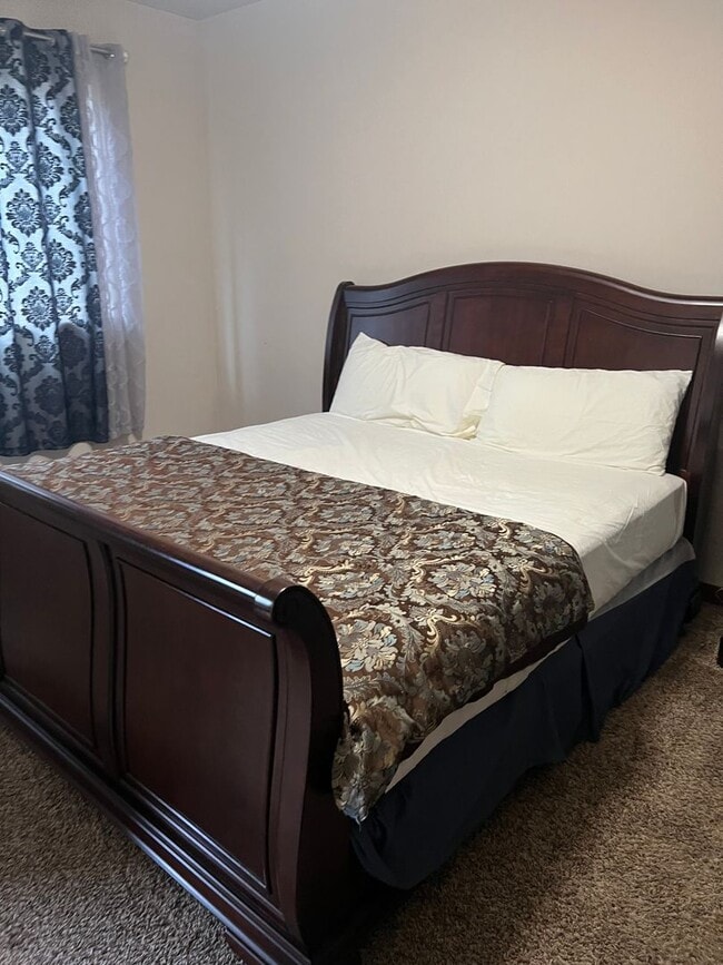 5691 Meadow View Ct in Ferndale, WA - Building Photo - Building Photo