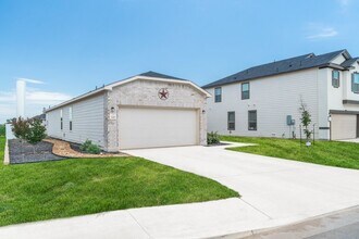 340 Indian Wheat in New Braunfels, TX - Building Photo - Building Photo