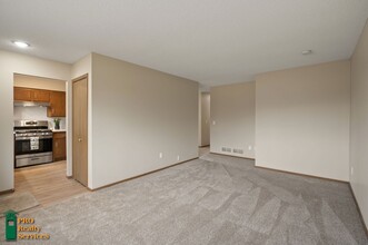 23345 Yucca St NW in St Francis, MN - Building Photo - Building Photo