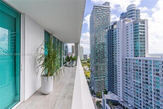 1080 Brickell Ave in Miami, FL - Building Photo - Building Photo