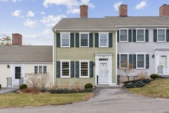 47 Maine St in Kennebunkport, ME - Building Photo - Building Photo