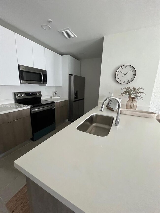 2511 Pierce St in Hollywood, FL - Building Photo - Building Photo