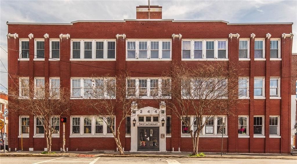 244 Peters St SW in Atlanta, GA - Building Photo
