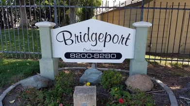 8236 Center Pkwy in Sacramento, CA - Building Photo - Building Photo