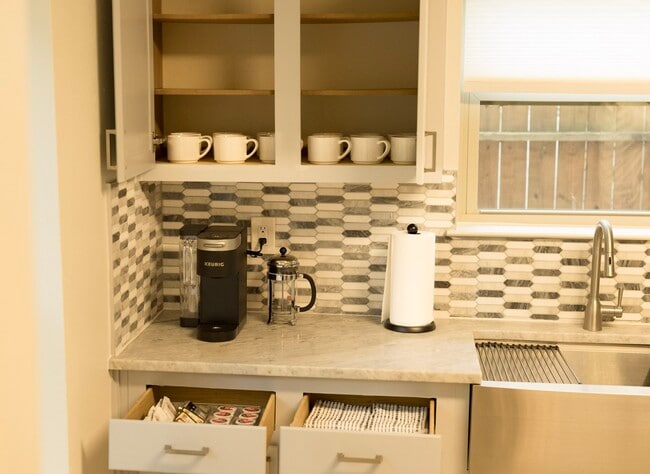 29 Pinewood Forest Ct