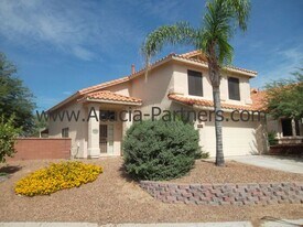 10211 N Oak Knoll Ln in Oro Valley, AZ - Building Photo