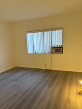 8550 Sawyer St-Unit -02 in Los Angeles, CA - Building Photo - Building Photo