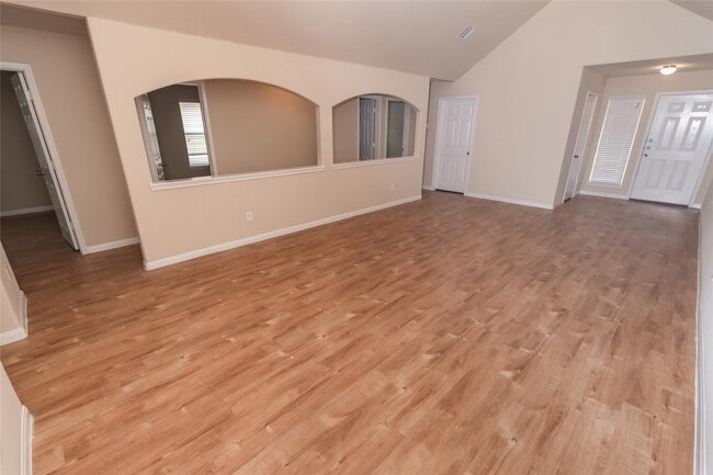 2454 Peterborough Way in Houston, TX - Building Photo - Building Photo