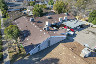 464 E Calimyrna Ave in Fresno, CA - Building Photo - Building Photo