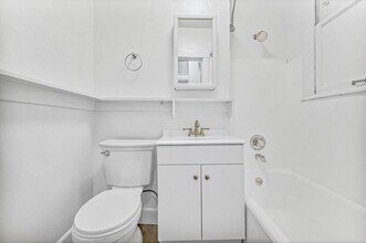 828 Jones in San Francisco, CA - Building Photo - Building Photo