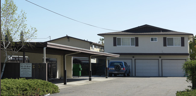 20370 Wisteria St in Castro Valley, CA - Building Photo - Building Photo