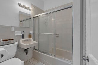 75 Newbury St, Unit 41 in Boston, MA - Building Photo - Building Photo