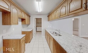 126 Northeast Dr in Warner Robins, GA - Building Photo - Building Photo