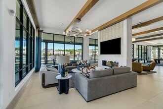 LakePointe in Charlotte, NC - Building Photo - Building Photo