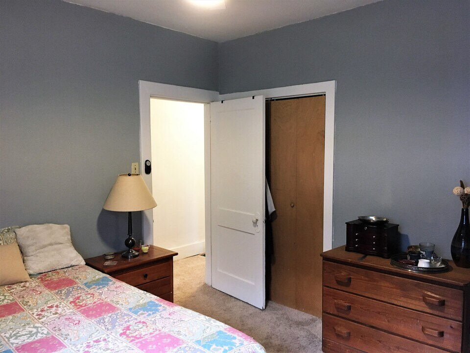 4004 Murray Ave in Pittsburgh, PA - Building Photo
