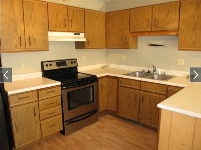 5115 Corozalla Dr in Weston, WI - Foto de edificio - Building Photo