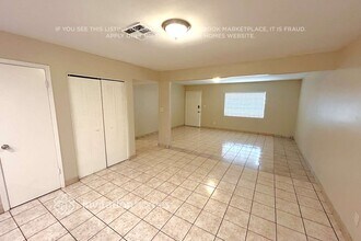 5902 W Mitchell Dr in Phoenix, AZ - Building Photo - Building Photo
